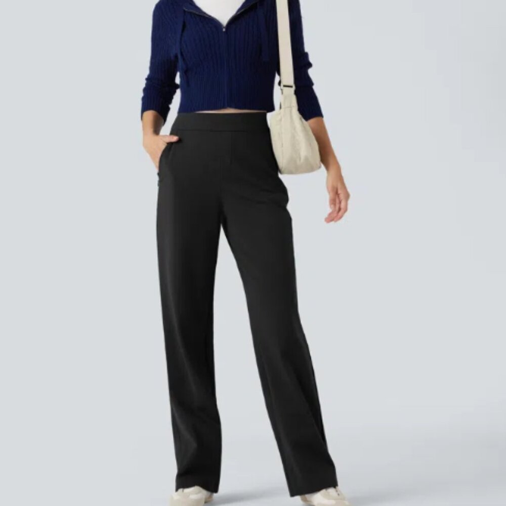 NWT- Halara Pull-on Straight Leg Casual Pants with Zip Pockets- Small